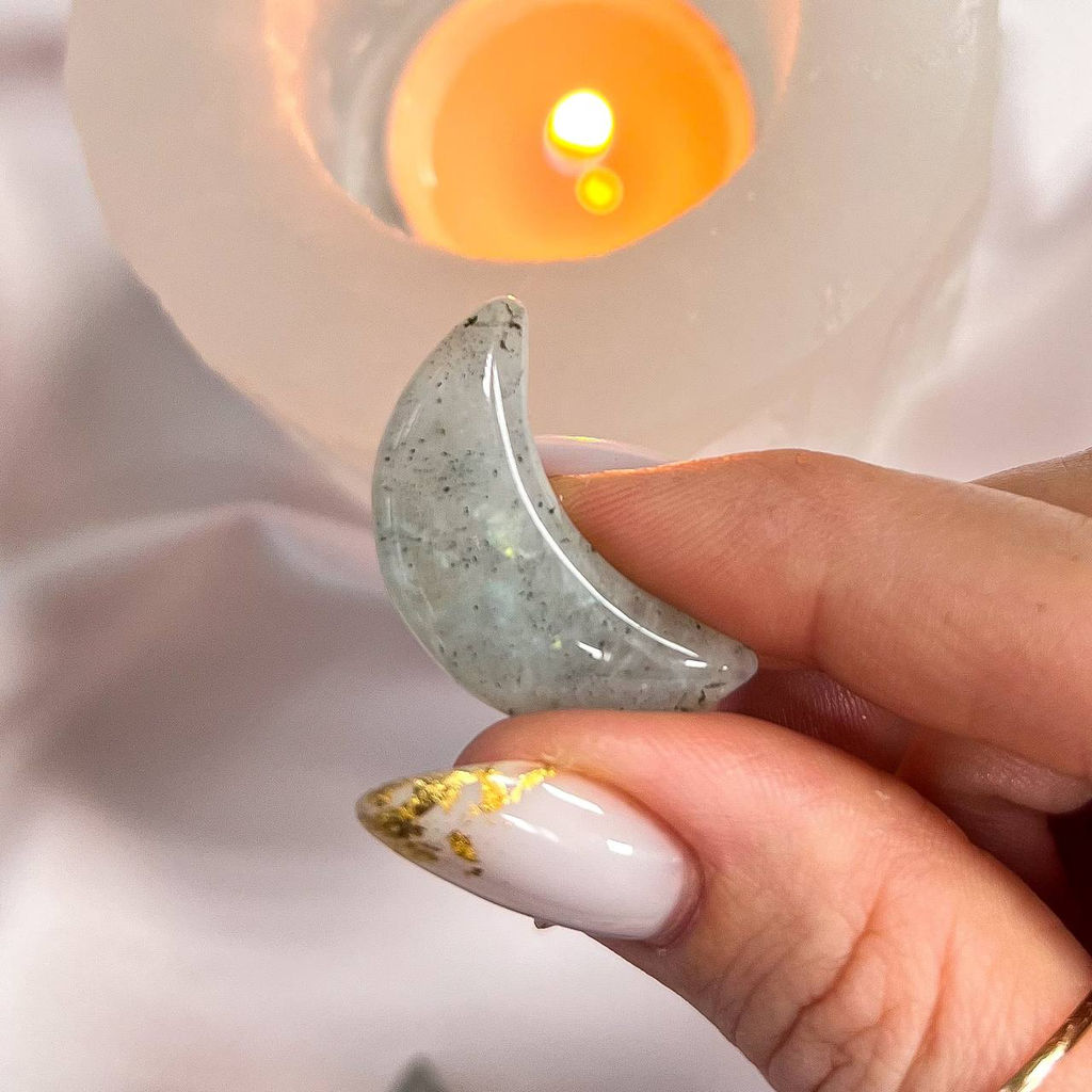 Месяц из Лабрадора