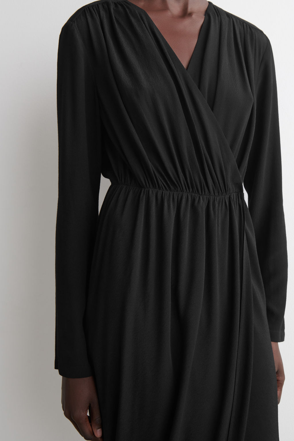 VESTIDO MIDI ENVOLVENTE FRUNCIDO - H&m фото 4