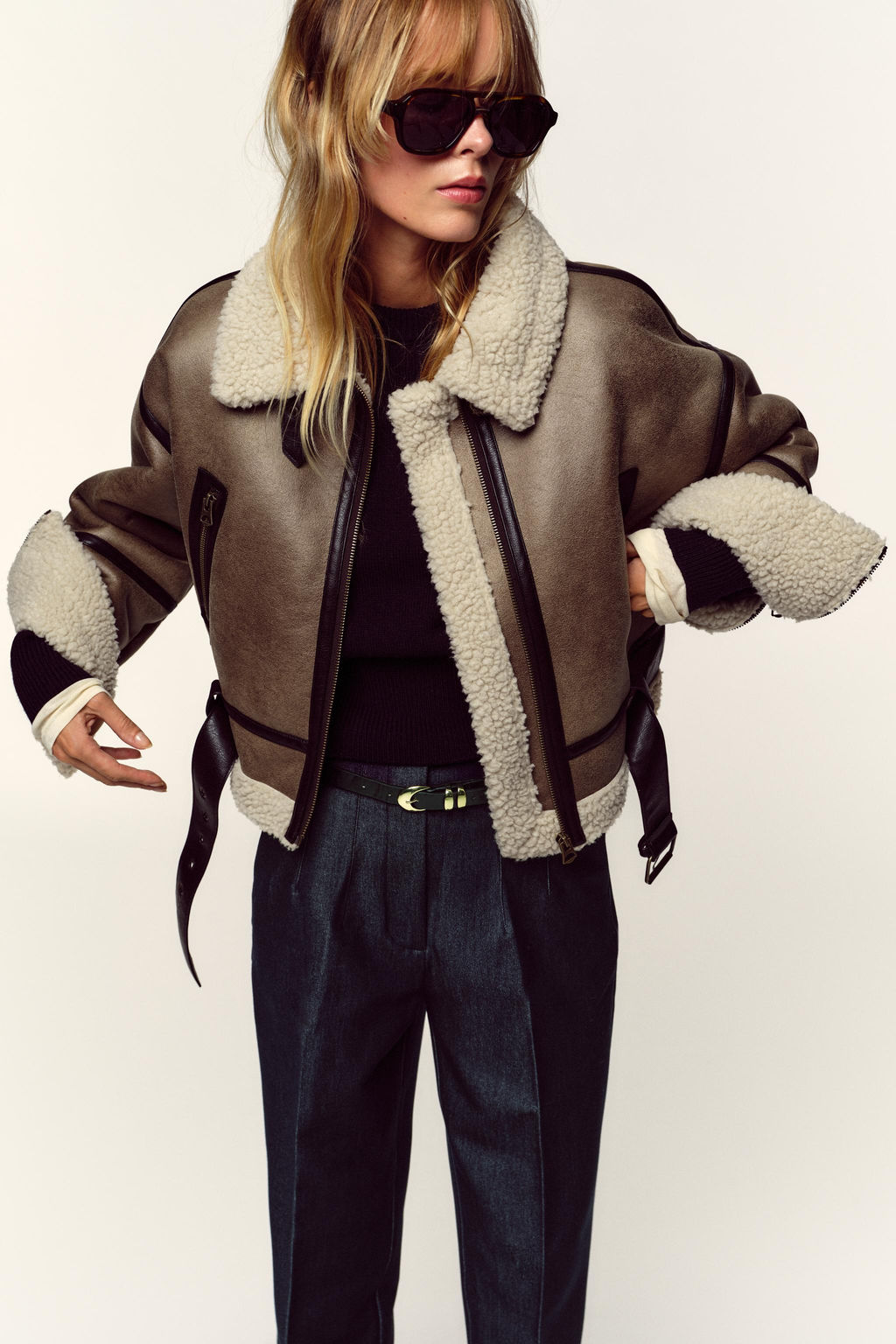 HIGH-WAIST TROUSERS WITH BELT - Zara фото 3