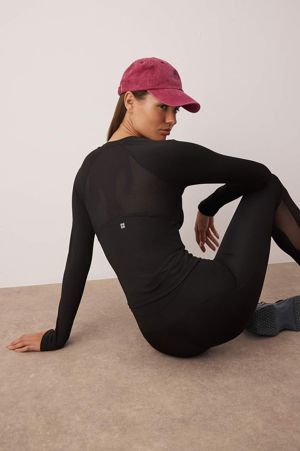 Siyah Micro S?rt File ve Reflektor Bask? Detayl? Orme Spor Ust/Bluz THMAW26BZ00001