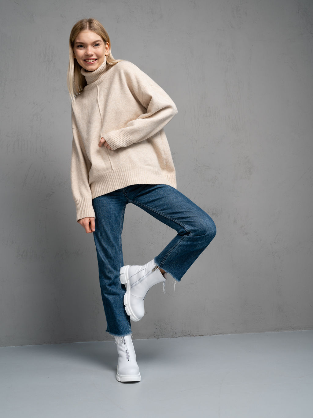 Ботинки 325.L.21074w. Белый/Мех