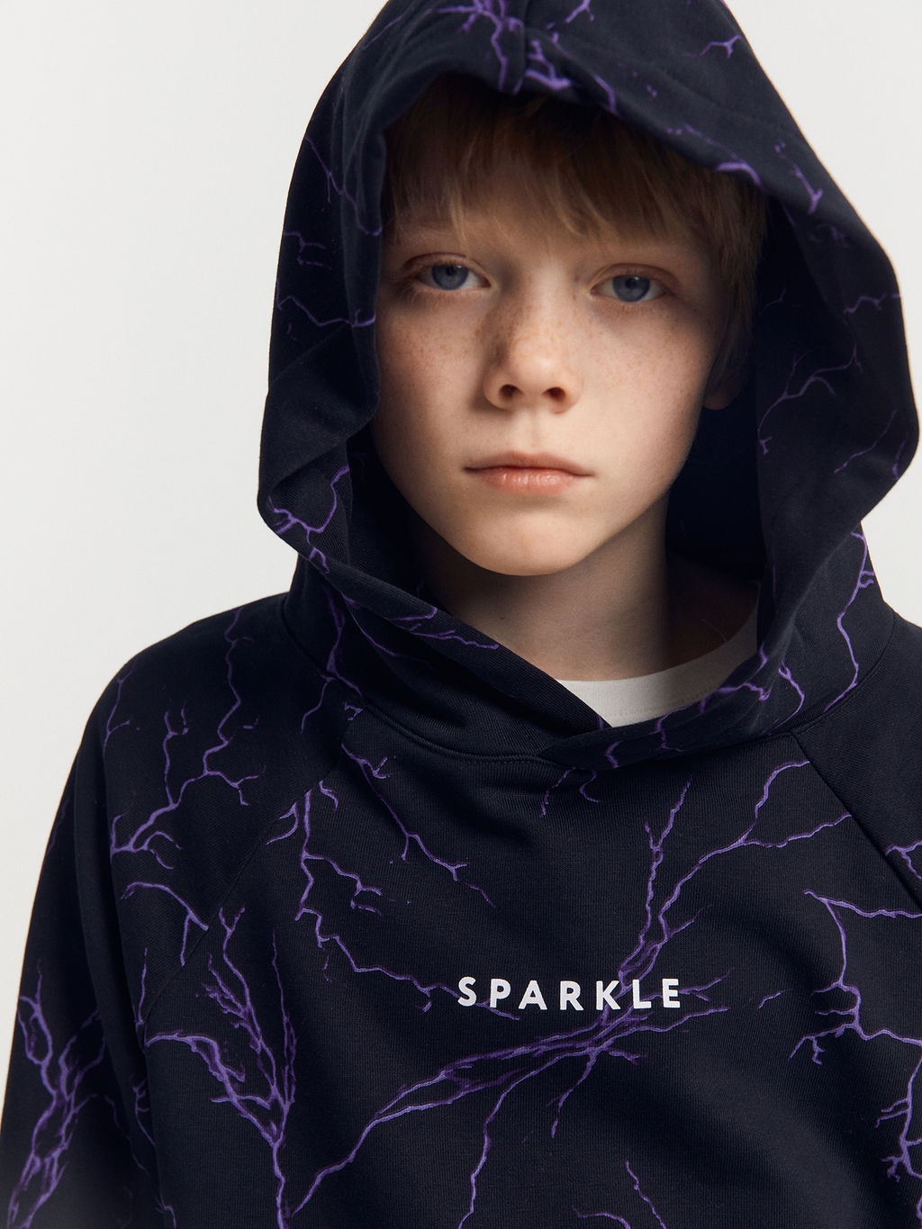 Анорак для мальчиков черный с принтом молнии - Mark formelle фото 9