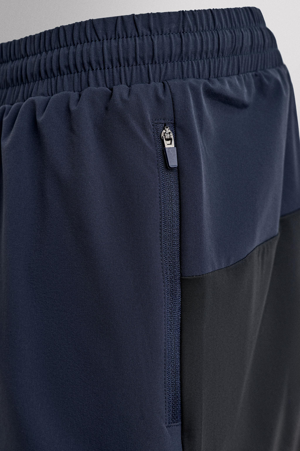 TECHNICAL COLOUR BLOCK TROUSERS - Zara фото 10