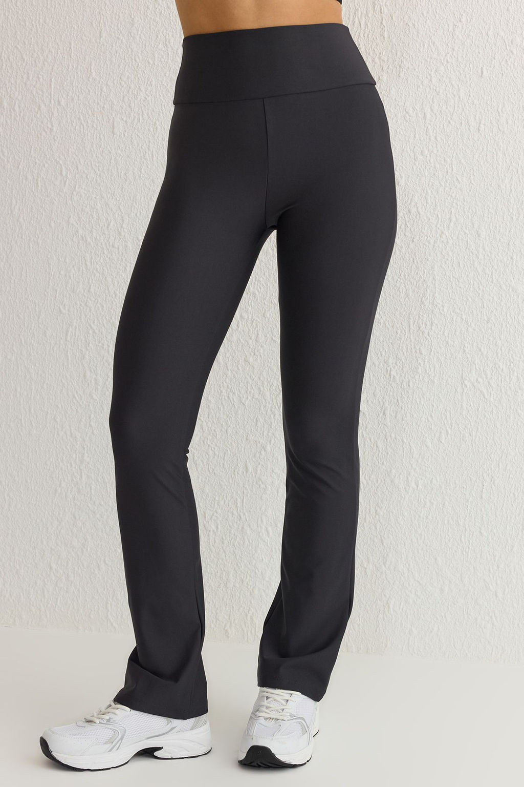 TRENDYOLMILLA Siyah Tam Boy Straight Cut Orme Spor Tayt THMSS25TY00009  фото 11