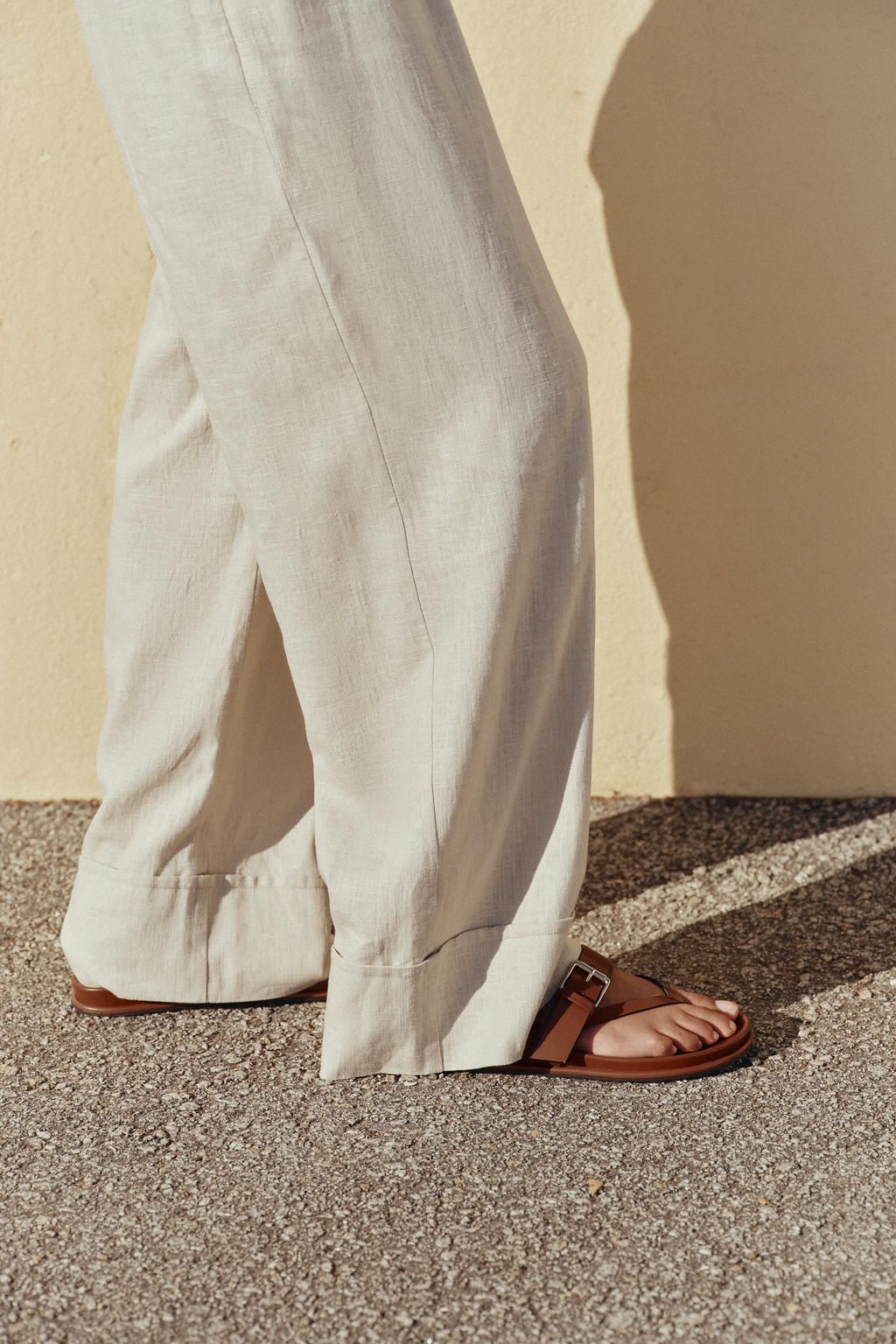 STRAPPY BUCKLE SANDALS - Zara фото 6