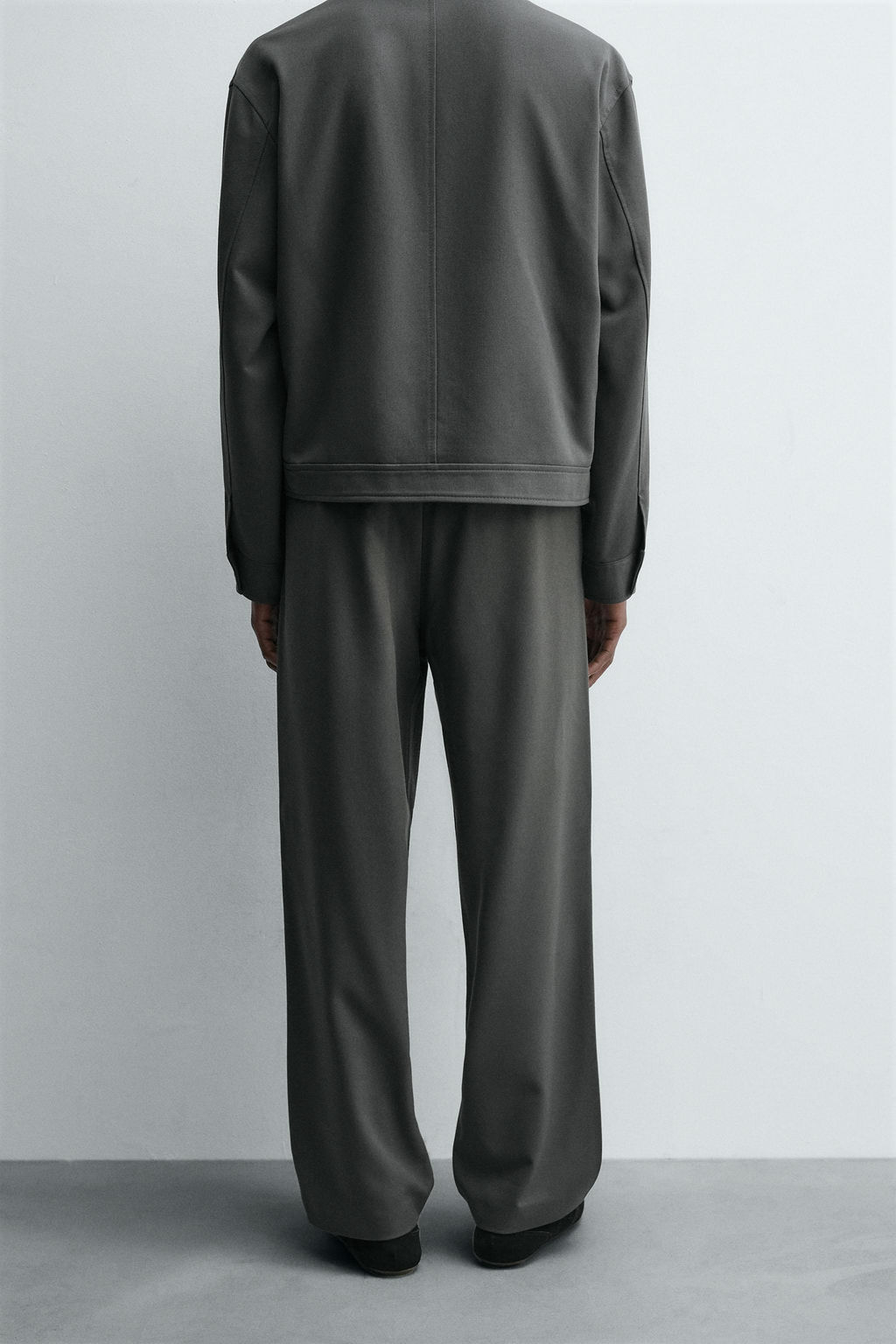 REGULAR FIT JOGGER WAIST TROUSERS