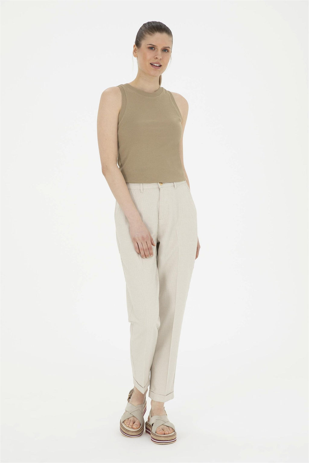 Женская футболка без рукавов цвета хаки с круглым вырезом Неожиданная скидка в корзине - U.s. polo assn фото 4