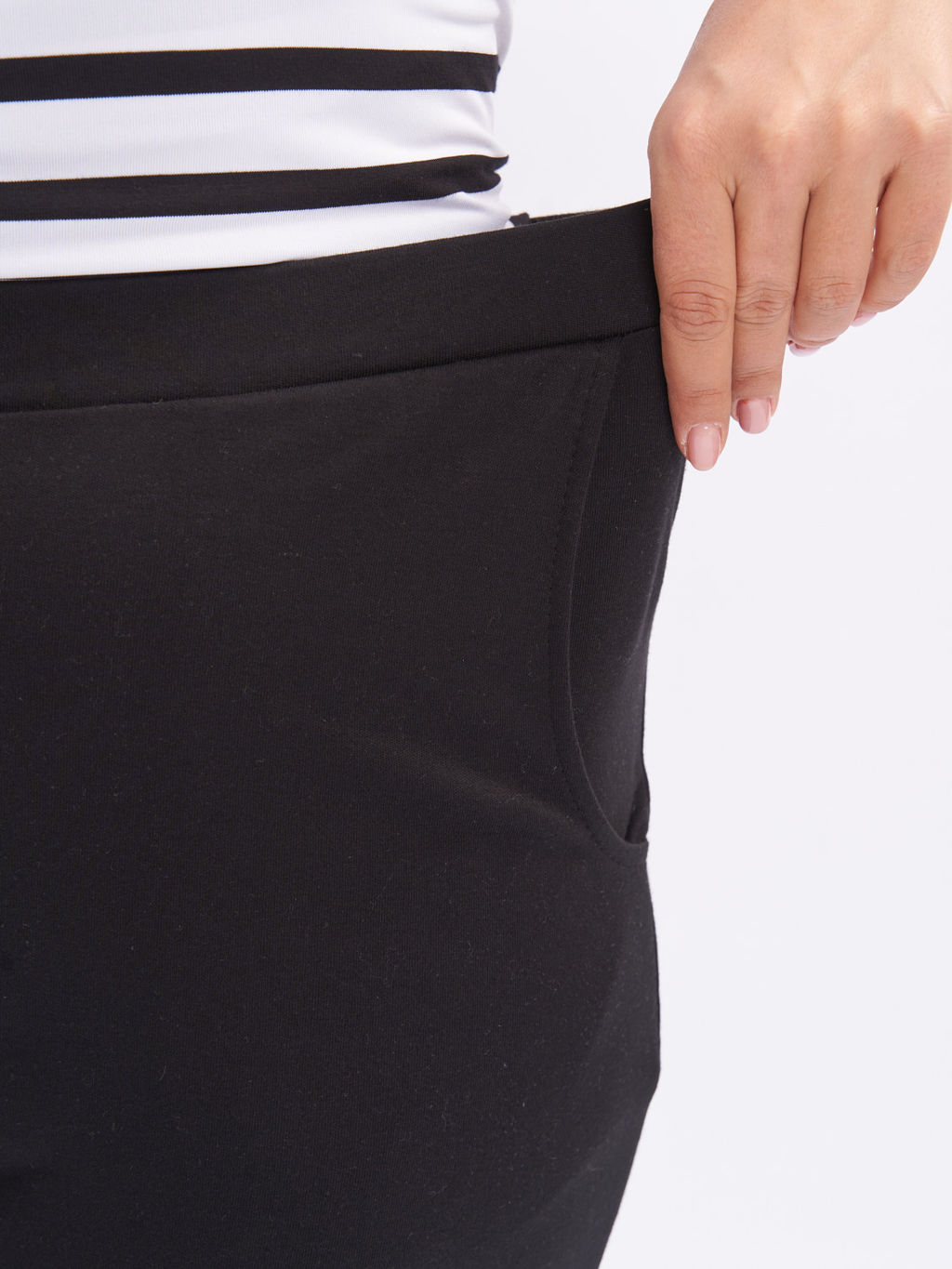 Брюки из трикотажа ZBB01902BLK01 - Артесса фото 4