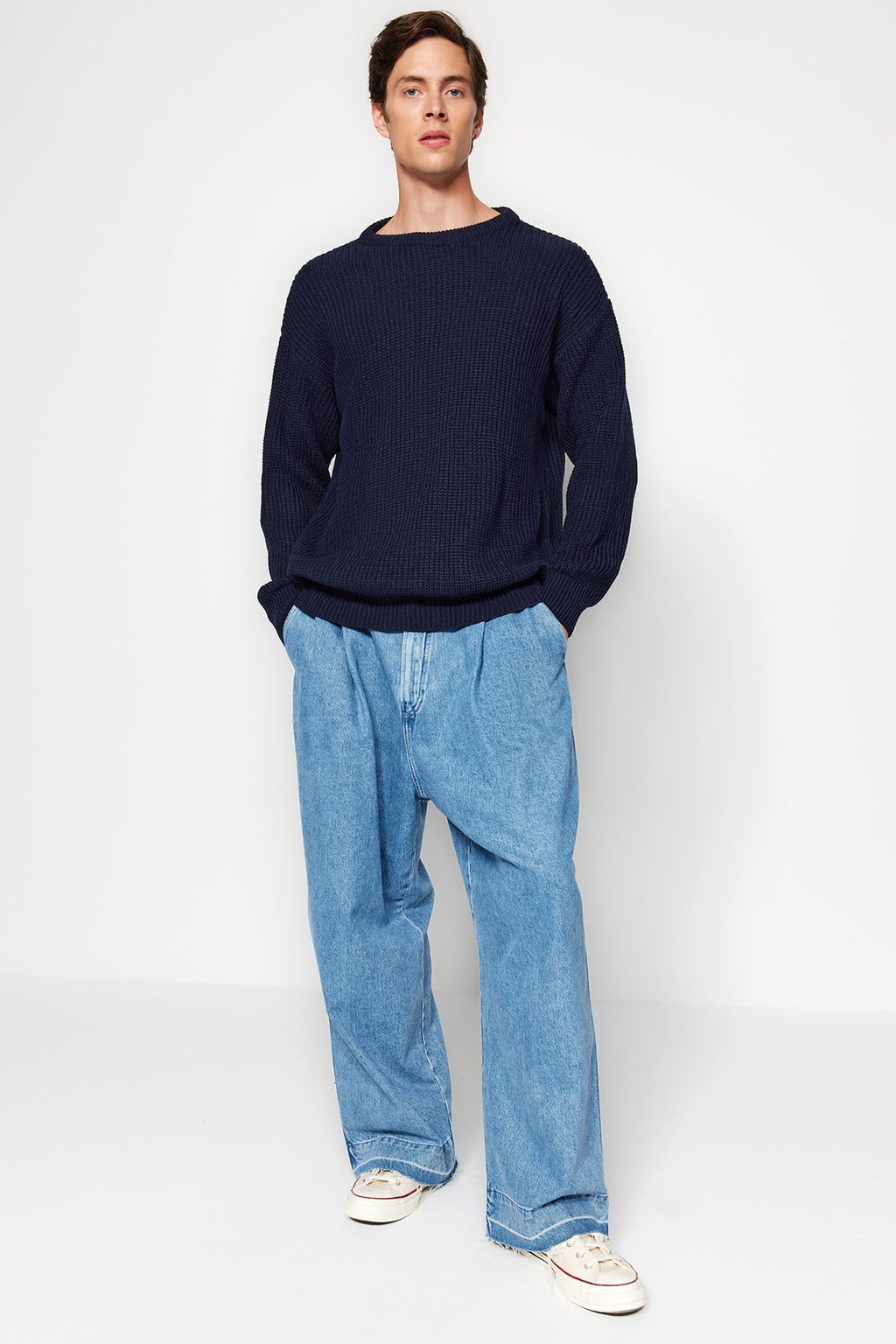 Lacivert Oversize Fit Genis Kal?p Bisiklet Yaka Basic Triko Kazak TMNAW23KZ00189