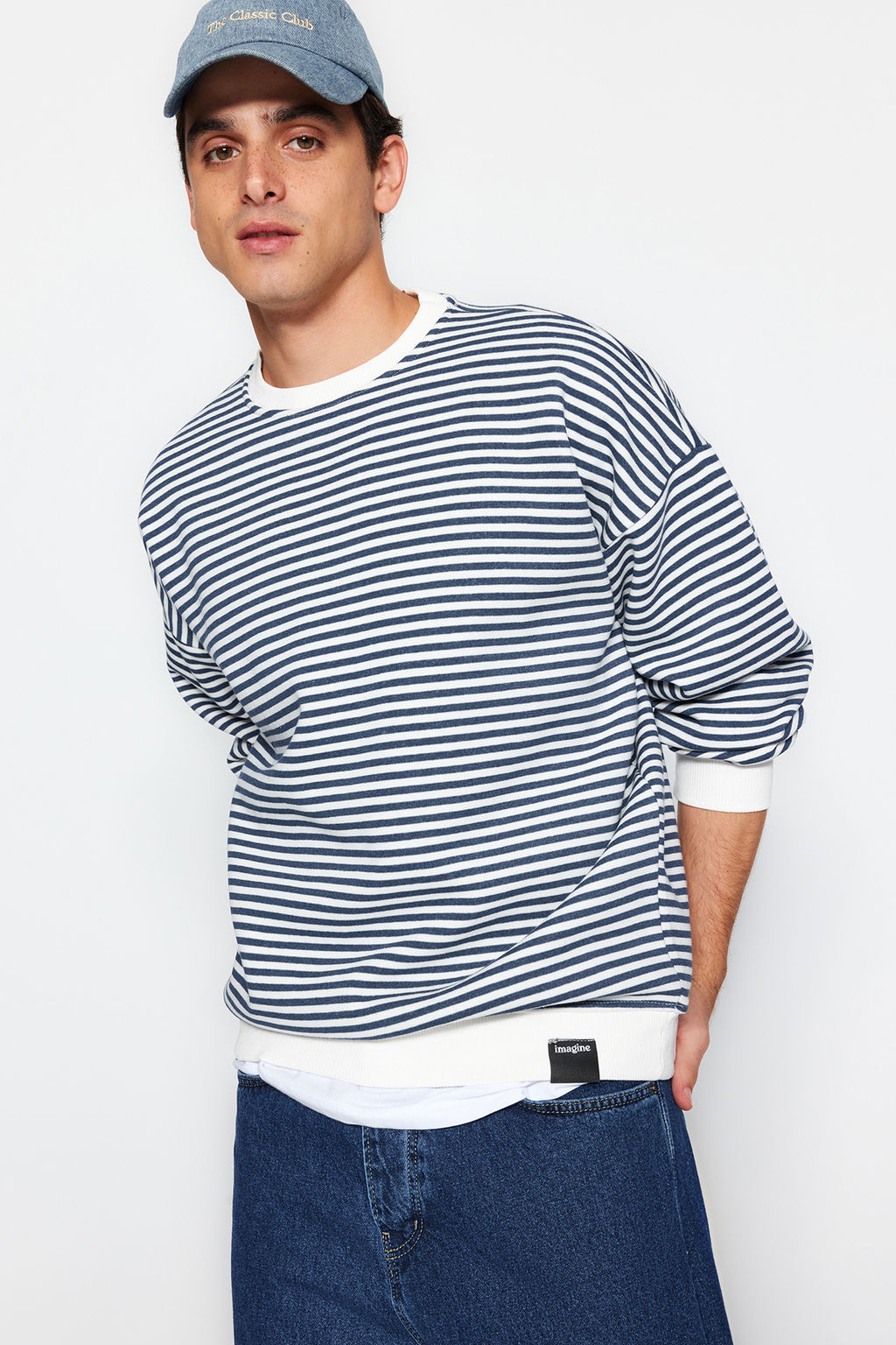 TRENDYOL MAN Siyah Oversize/Genis Kesim Cizgili Ici Polar/S?cak Tutan Sweatshirt TMNAW24SW00065 - Trendyolmilla фото 26