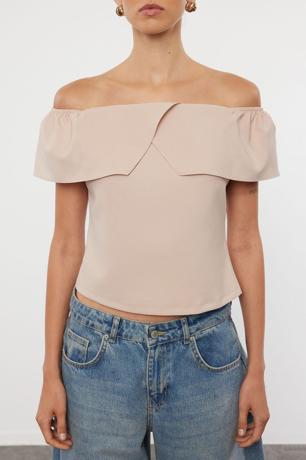 Bej Omzu Ac?k Fitted Dokuma Bluz TWOSS24BZ00672 - Trendyolmilla фото 3