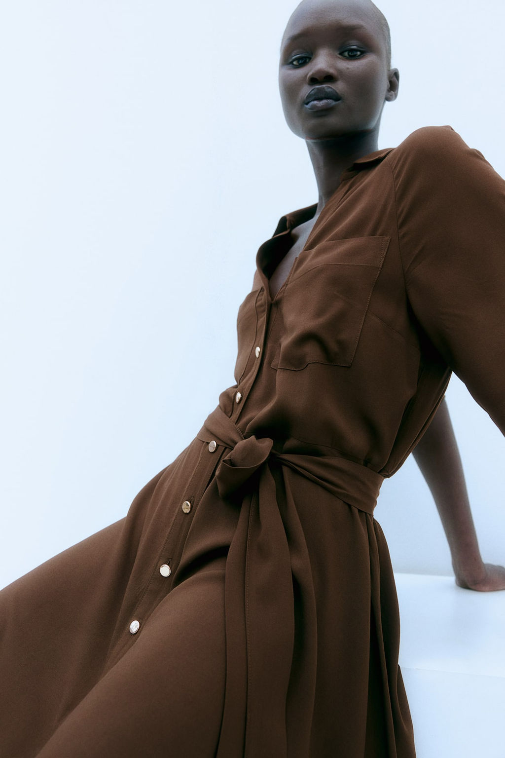 Vestido camisero con cinturon de anudar