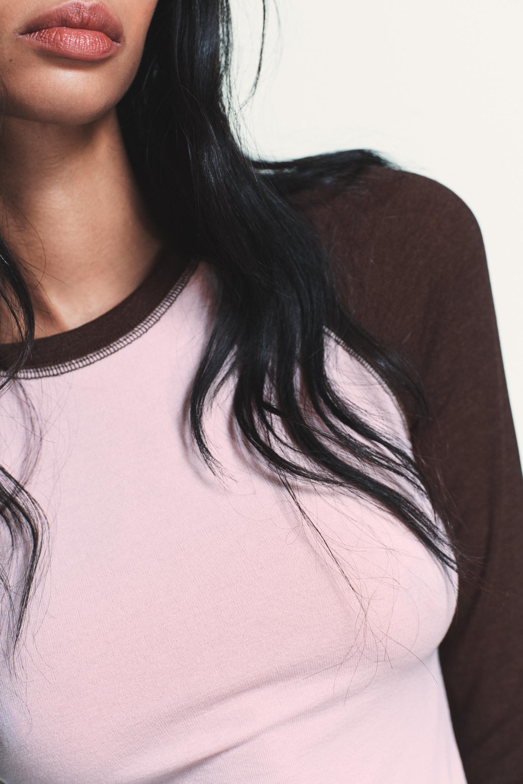 CAMISETA RANGL?N CONTRASTE / Khaki - Zara фото 3