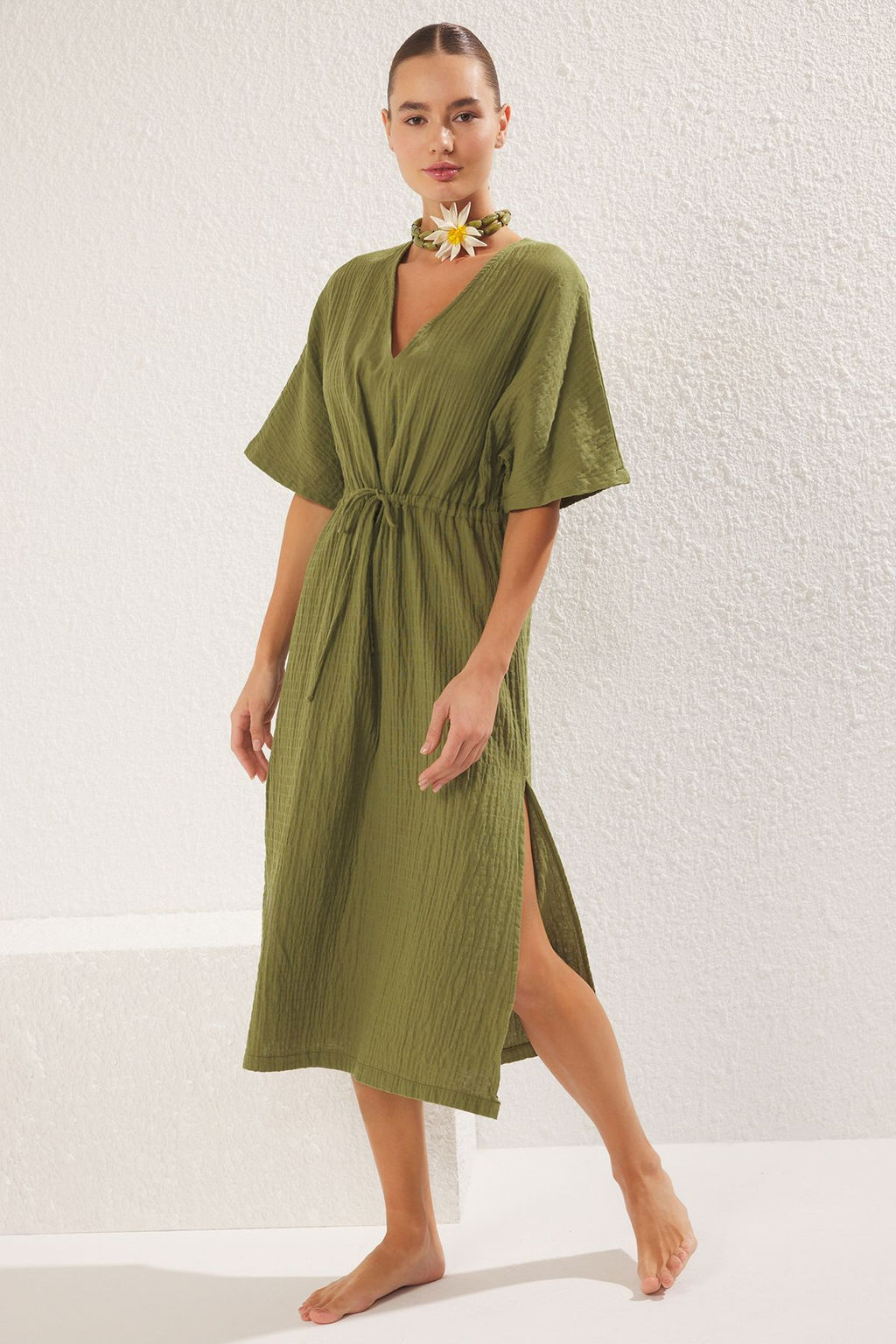 Trendyolmilla Haki Midi Dokuma Buzgu Detayl? Muslin Plaj Elbisesi TBESS25EL00008  фото 3