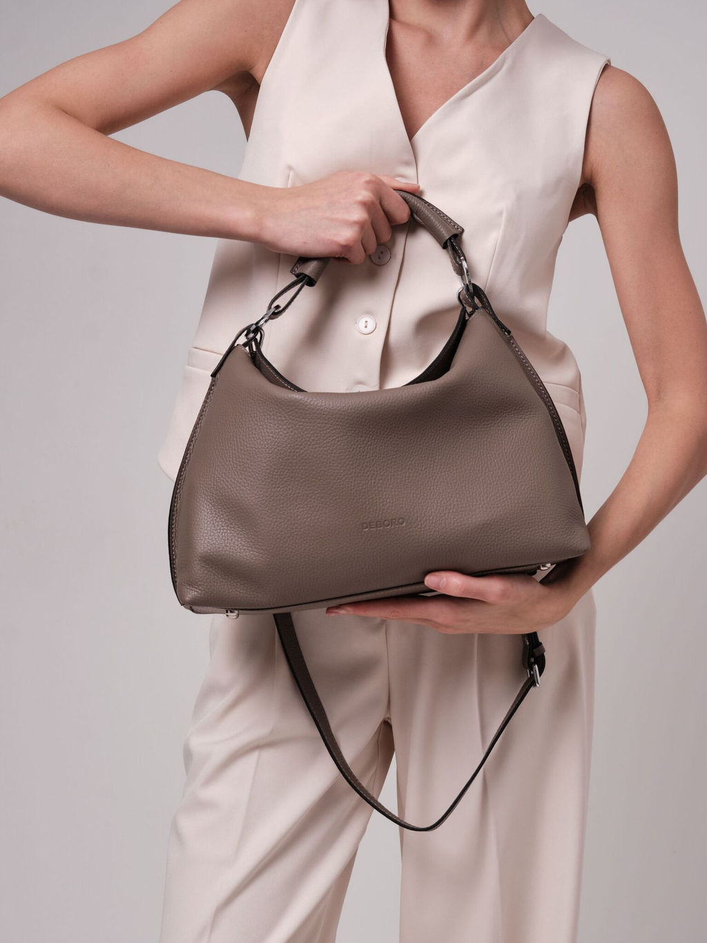 Сумка кожаная на плечо 30900 тауп