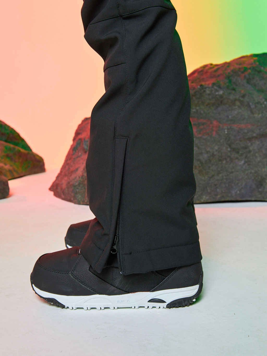 Женский сноубордический горнолыжный комбинезон Alpha Endless Aeternitas 223/2305 BLK - Черный  фото 35