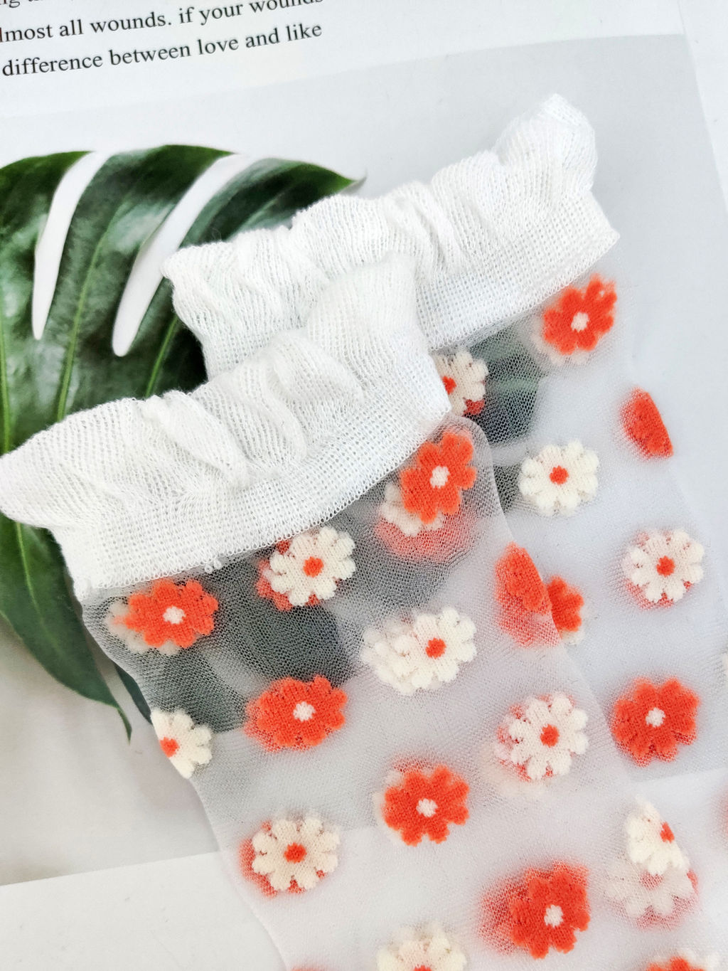 Носки Прозрачные р.35-40 Ромашки Красные - Krumpy фото 5