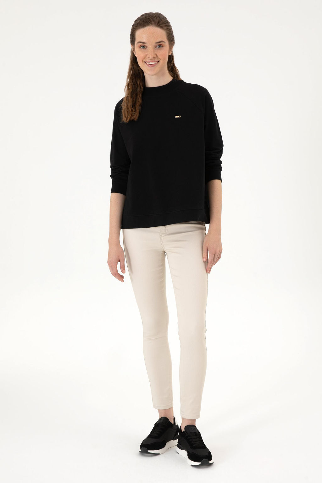 Kad_n Siyah Regular Bisiklet Yaka Basic Sweatsh_rt