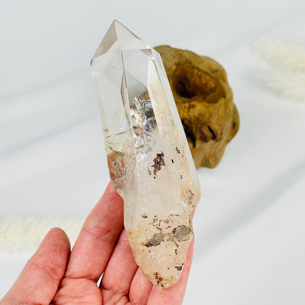 Кристалл из Горного Хрусталя на подставке