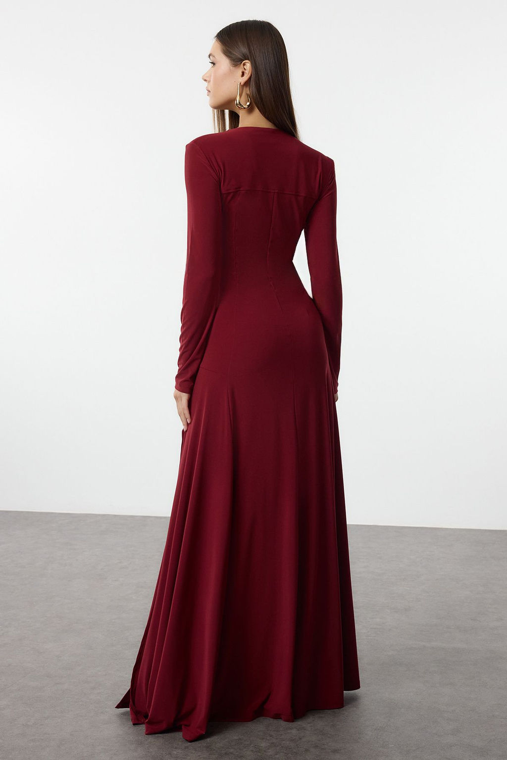 TRENDYOLMILLA Limited Edition Siyah V Yaka Skater/Belden Ac?lan Esnek Maxi Orme Elbise TWOAW25EL00299  фото 18