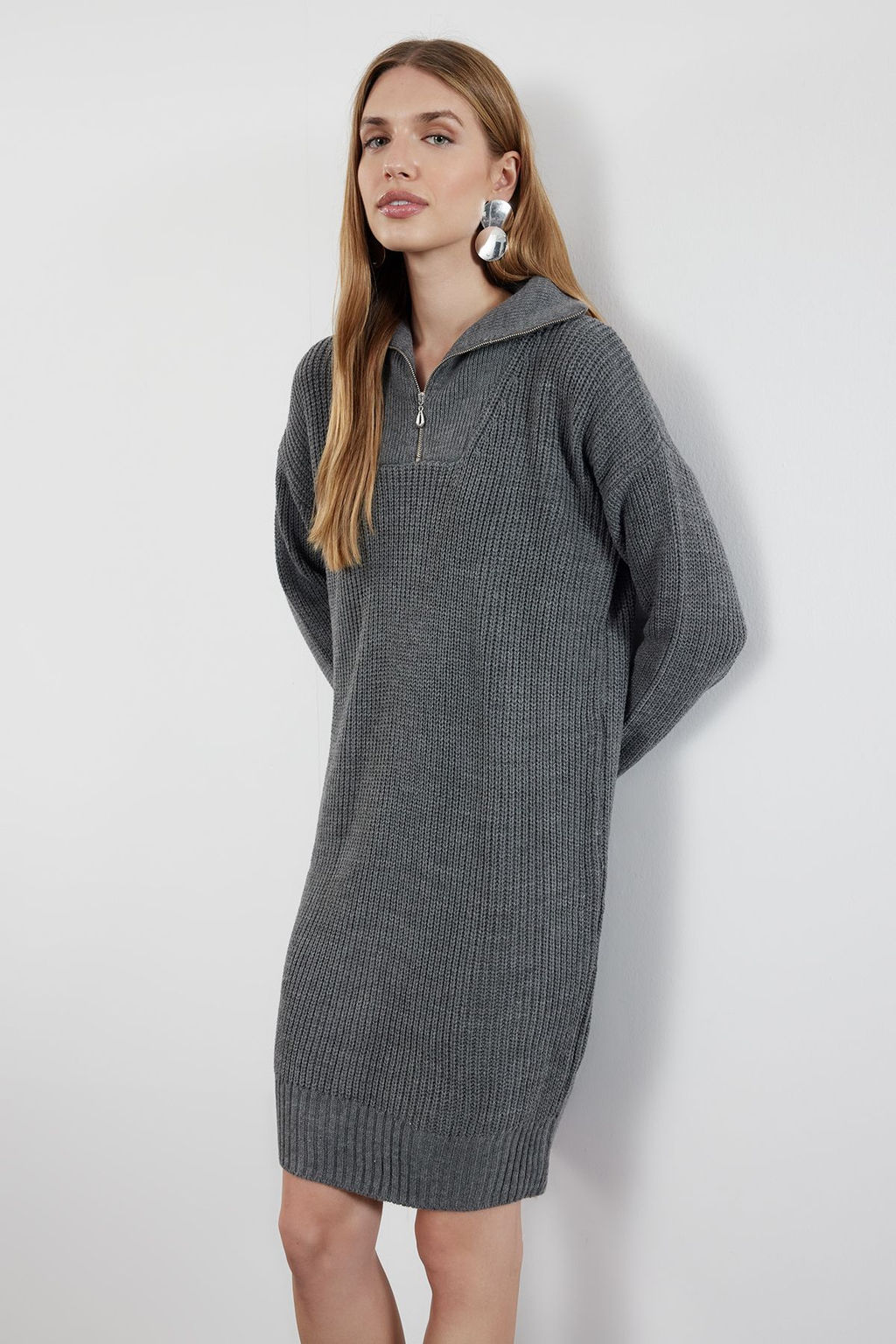 TRENDYOLMILLA Tas Mini Triko Fermuarl? Elbise TWOAW24EL00062  фото 17