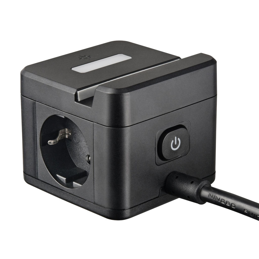 S-GCD2-1,5SBUH BLACK Удлинитель серии Standard, с/з, шнур 1,5м, 2 гнезда, 3 USB, 16А, держатель для телефона. Черный. ТМ Uniel