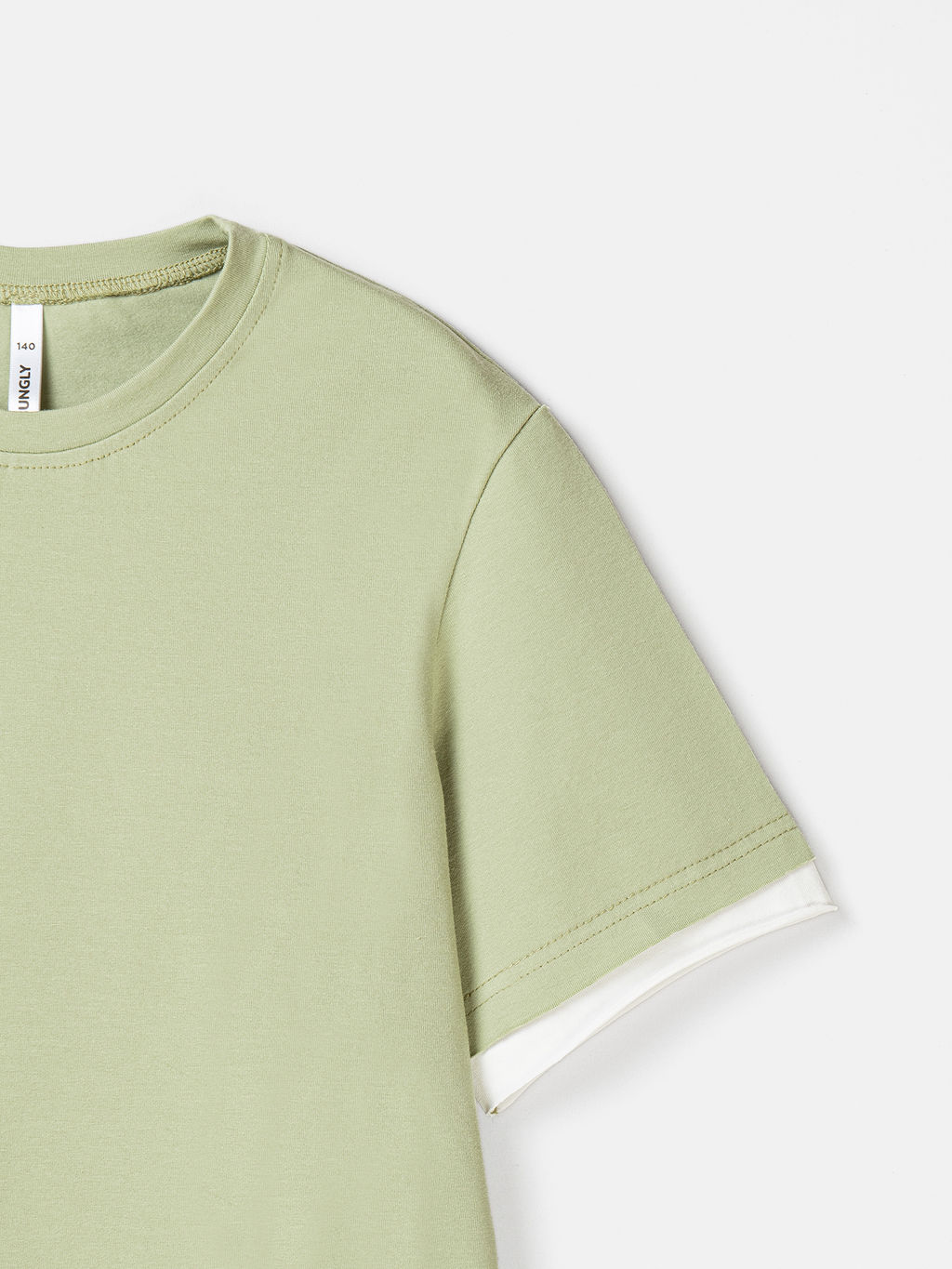 Футболка с контрастной отделкой "Шалфей" 7+