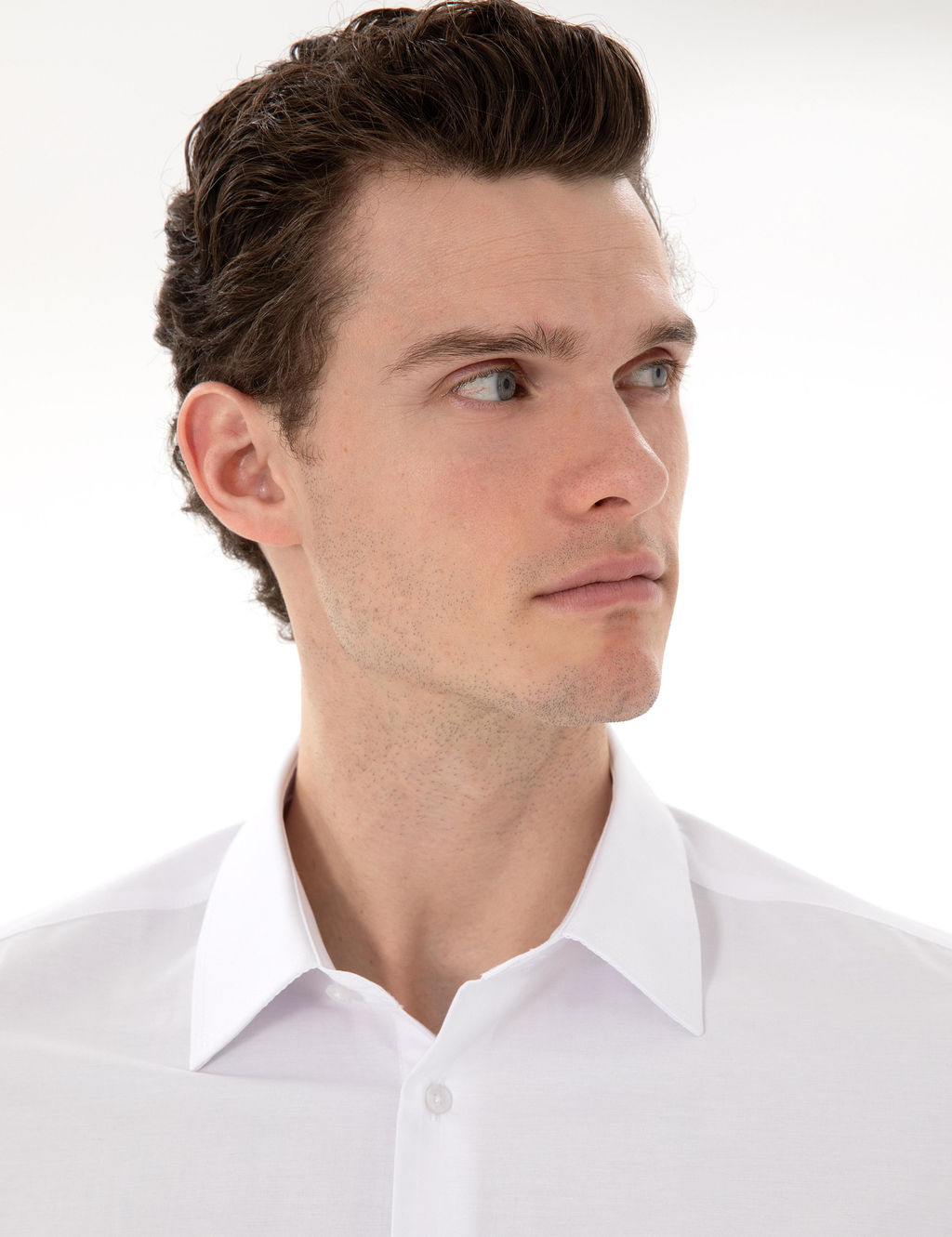 Beyaz Regular Fit Uzun Kollu Basic Cepli G_mlek