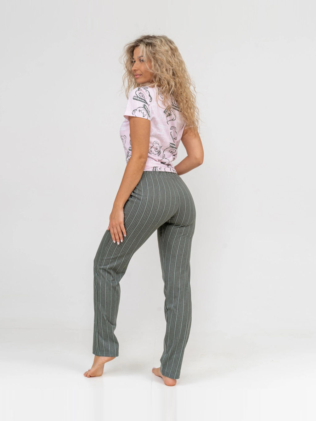 Костюм женский , цвет розовый хаки