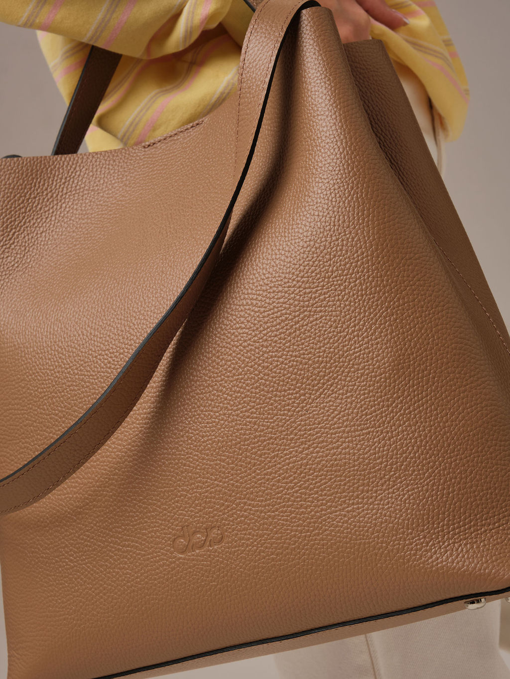 Кожаная сумка шоппер Olga DBR 30948 коричневый капучино фото 13