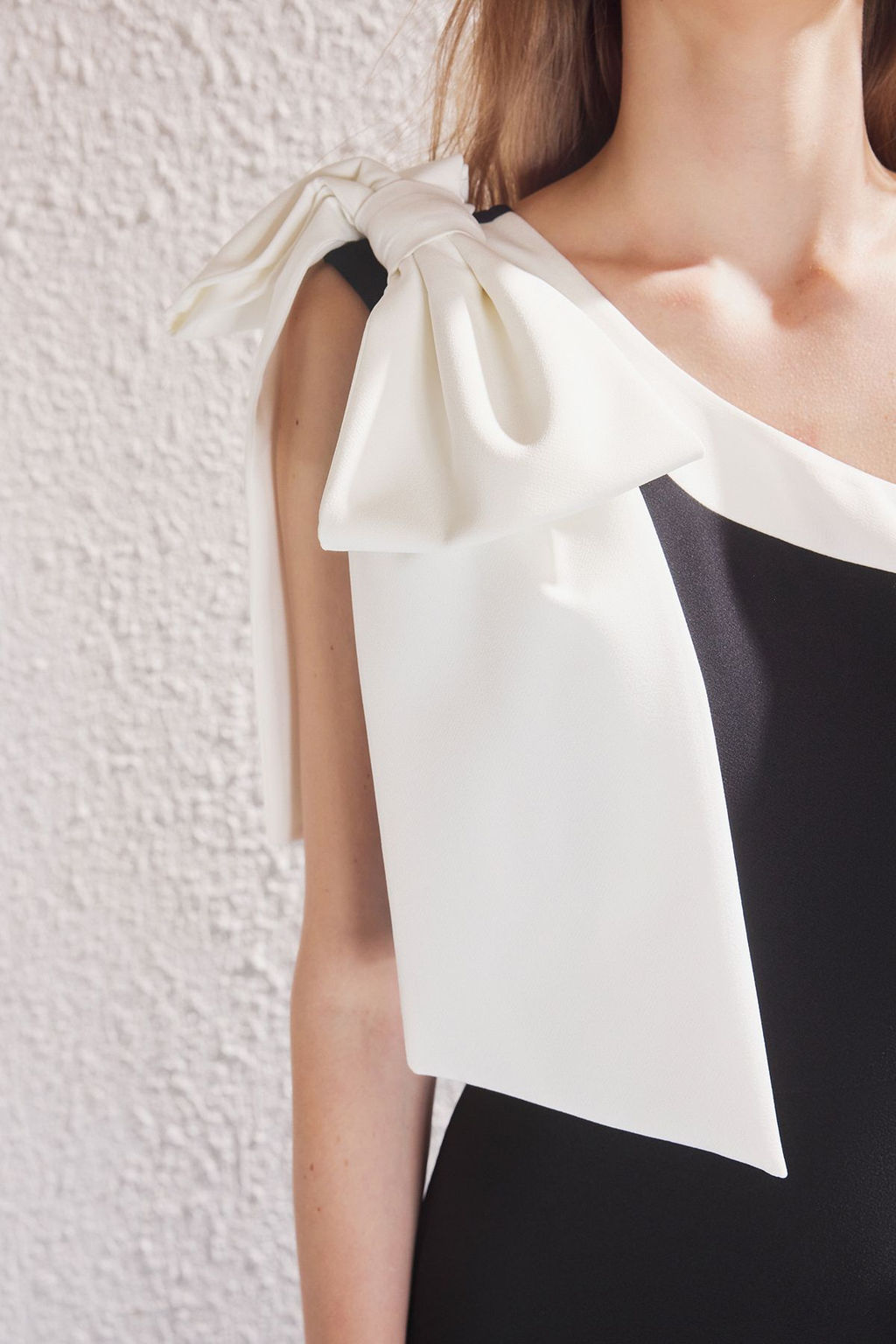 Siyah-Beyaz Fiyonk Detayl? Abiye Gece Mezuniyet Elbisesi TPRSS25EL00290