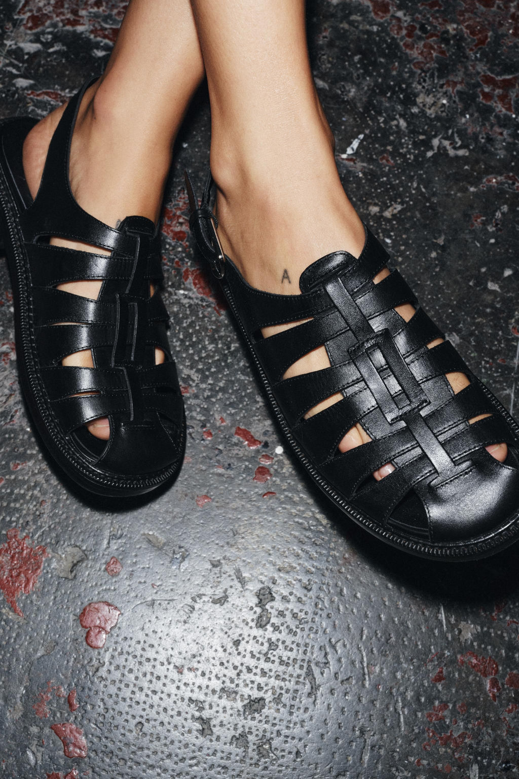 LEATHER SLINGBACK CAGE SANDALS - Zara фото 2