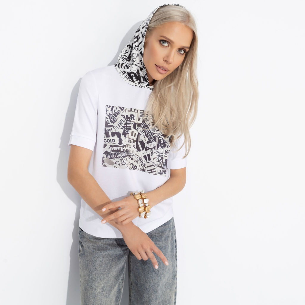 Футболка с капюшоном, Увлечена собой (графика) - Charutti фото 6