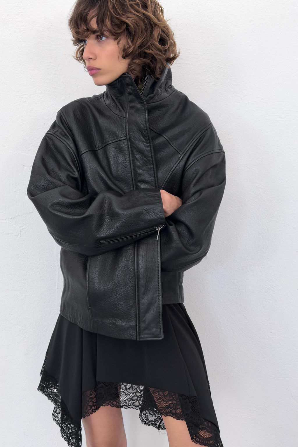 CAZADORA OVERSIZE PIEL 100% / Negro - Zara фото 2