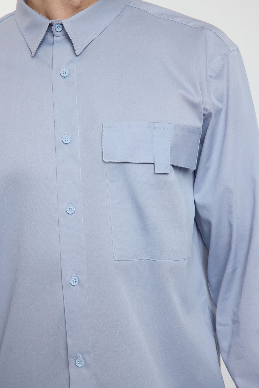 TRENDYOL MAN Limited Edition Gri Oversize Fit Cep Detayl? %100 Pamuk Gomlek TMNAW25GO00019 - Trendyolmilla фото 4