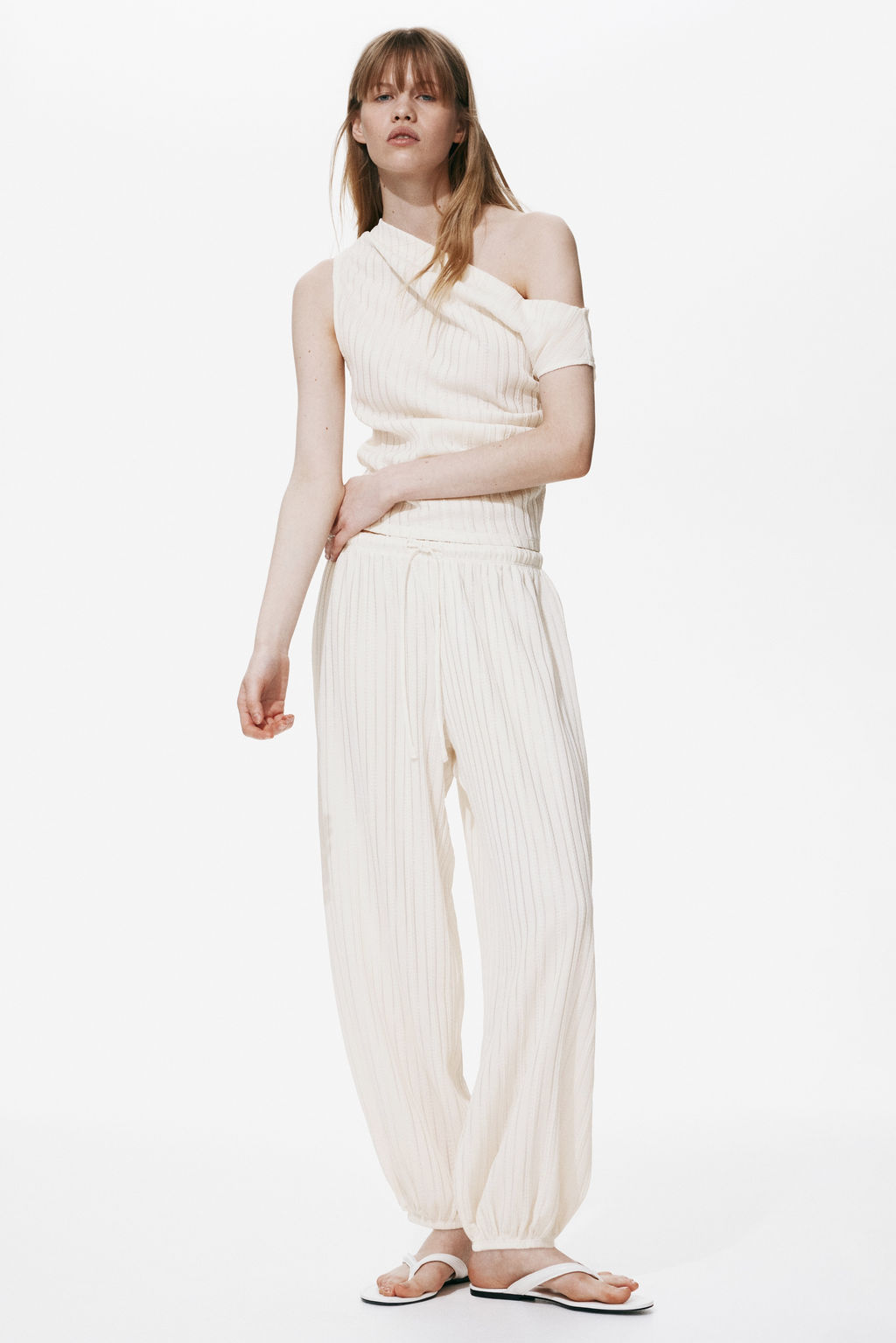 Pantal?n globo con textura - H&m фото 3