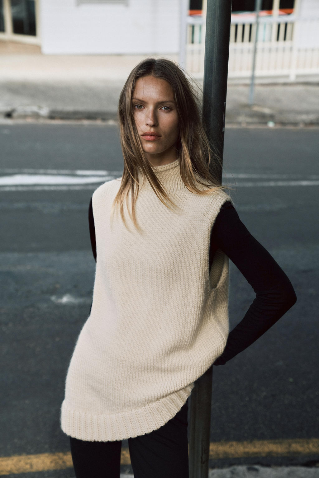 ASYMMETRIC KNIT VEST - Zara фото 10