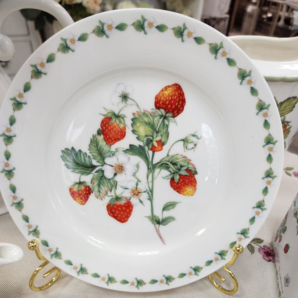 Тарелка закусочная Земляничная поляна, 21 см - Anna lafarg emily фото 5