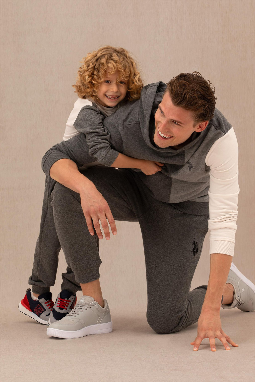U. S. Polo Assn Мужской свитшот антрацитового меланжа - U.s. polo assn фото 8