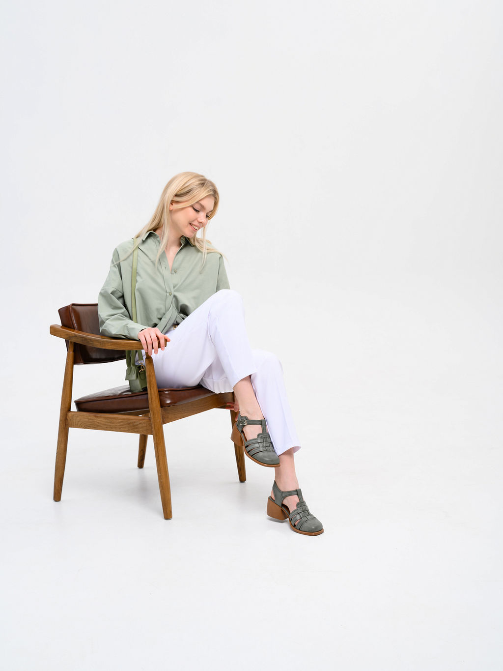 Босоножки 5035.23663bе.Вакса хаки+коричневый