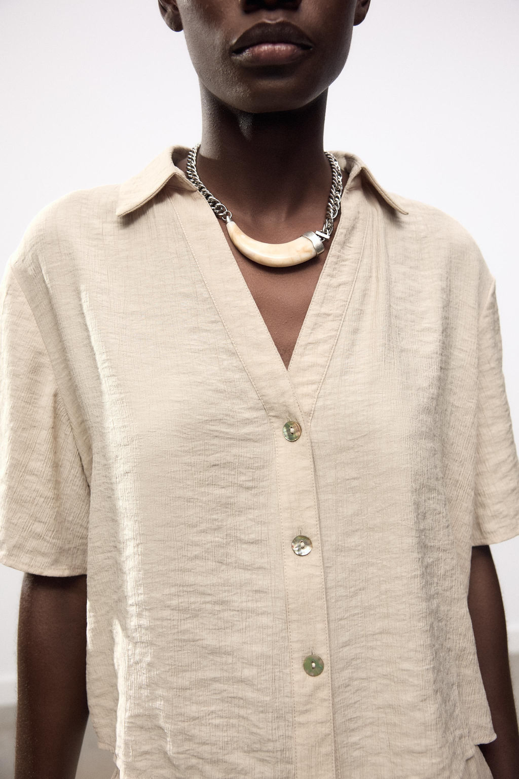 SHORT SLEEVE SHIRT