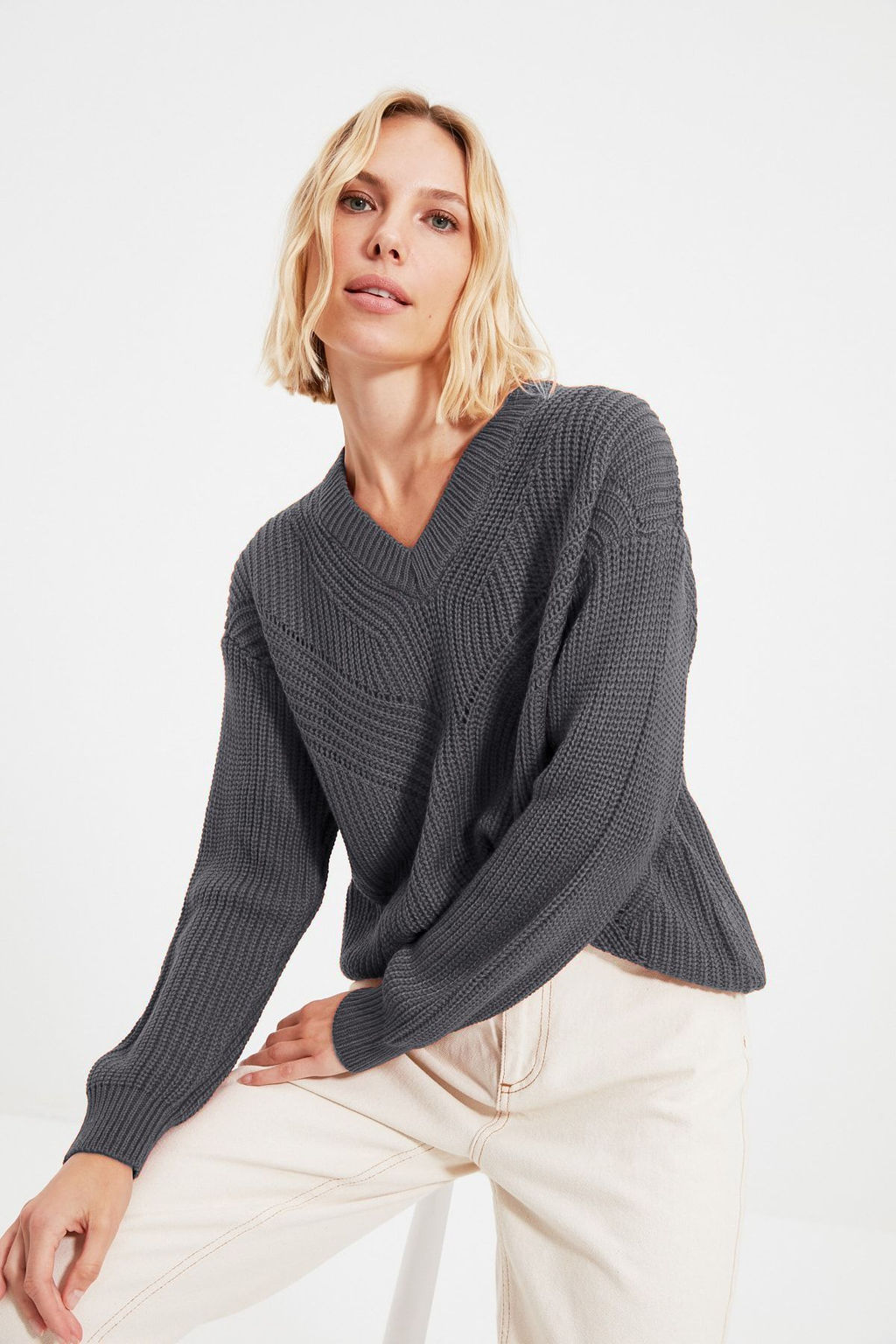 Bordo Ajurlu/Delikli V Yaka Triko Kazak TWOAW21KZ0690 - Trendyolmilla фото 17