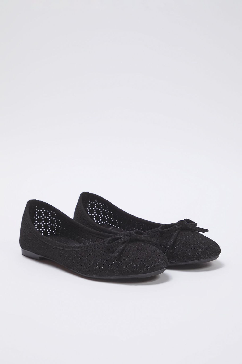Trendyol Shoes Siyah Fiyonk Detayl? Delikli Ekstra Rahat Badem Burun Kad?n Babet TAKSS25BE00033 - Trendyolmilla фото 9