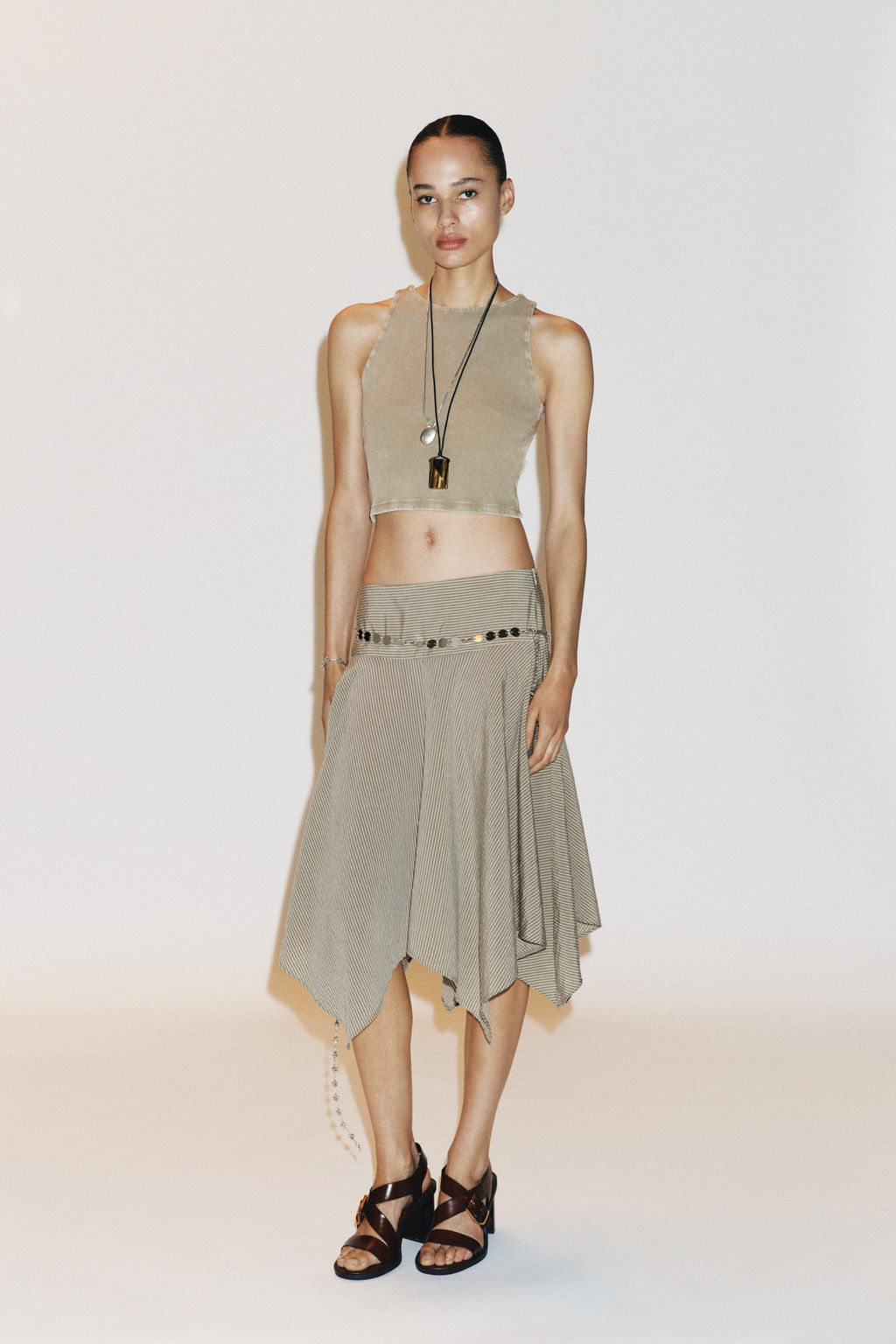 OPEN-BACK RIB T-SHIRT - Zara фото 8