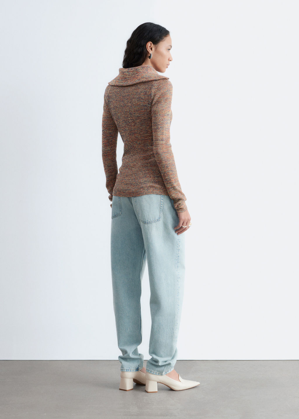 Top de punto jaspeado con media cremallera - H&m фото 4