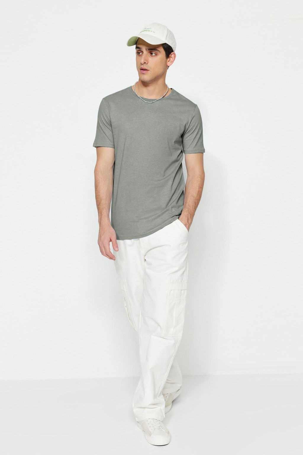 Gri Slim/Dar Kesim %100 Pamuklu Basic Bisiklet Yaka T-Shirt TMNSS19BO0001