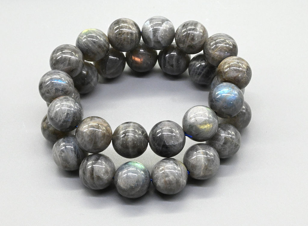 Браслет из Лабрадора шарик 16мм