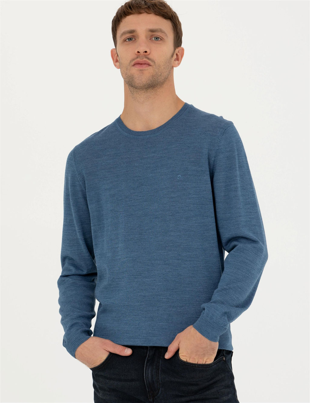 Mavi Slim Fit Bisiklet Yaka Y_n Kar___ml_ Basic Triko Kazak