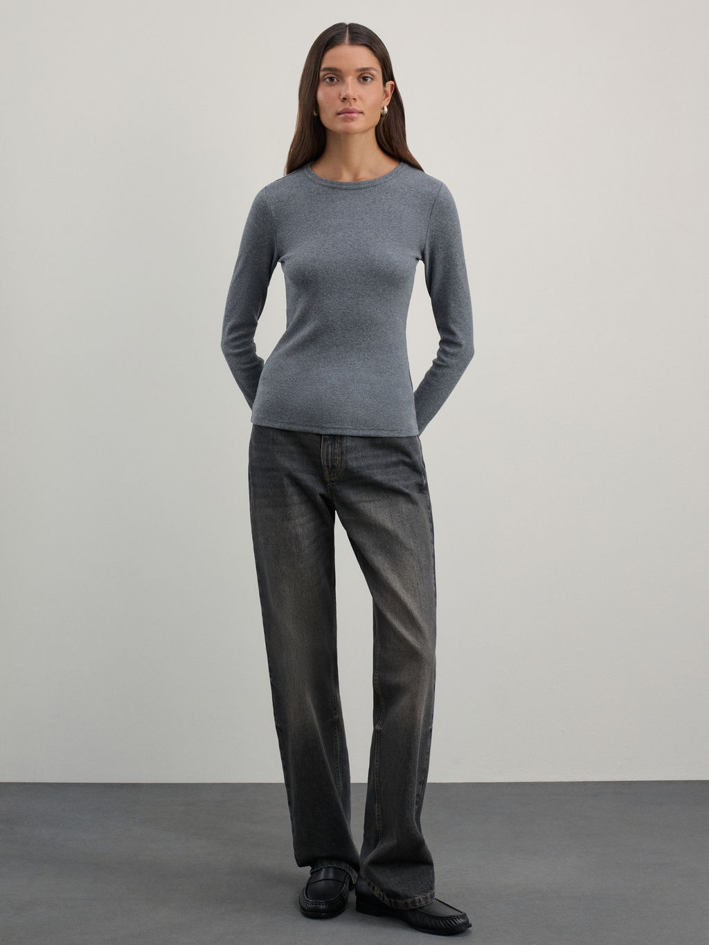 Базовый лонгслив в риб из хлопка / Zarina  фото 7