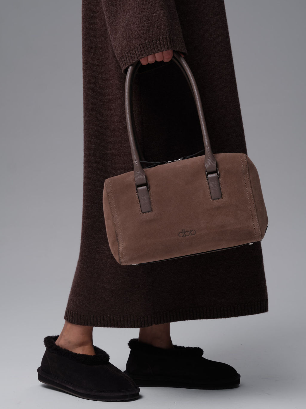 Замшевая сумка Cube DBR 31333 серо-коричневый  фото 6